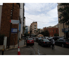 5 clinics for rent in ras beirut near AUH  area 440 m