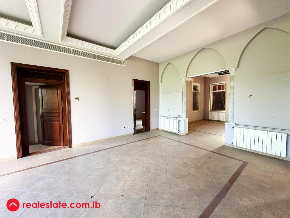 Old traditional  house for sale Carre Dor achrafieh 660m  