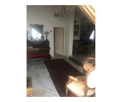 Old well maintained apartment for sale ras el Nabeh 330m